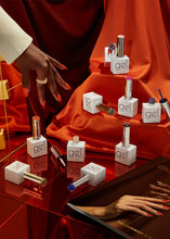 Load image into Gallery viewer, Glamourati Collection - The Gel Bottle 0.75 oz