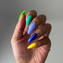 Load image into Gallery viewer, DND DIVA Full First Class Collection - 36 Polishes

